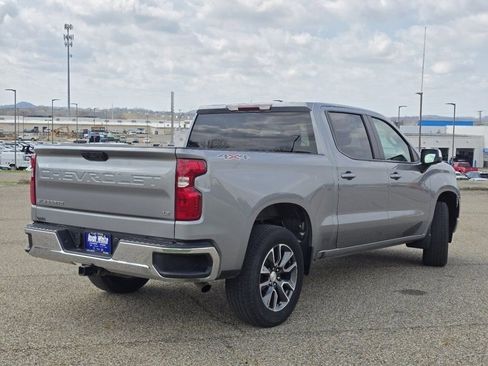 Used 2023 Chevrolet Silverado 1500 LT AWD/4WD image 14