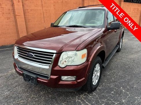 Used 2009 Ford Explorer XLT AWD/4WD image 2