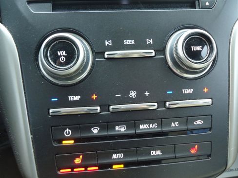 Used 2017 Lincoln MKC Select w/ Select Plus Package image 20