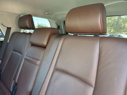 Used 2023 Toyota 4Runner Limited image 15