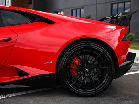 Used 2015 Lamborghini Huracan LP 610-4 AWD/4WD image 12