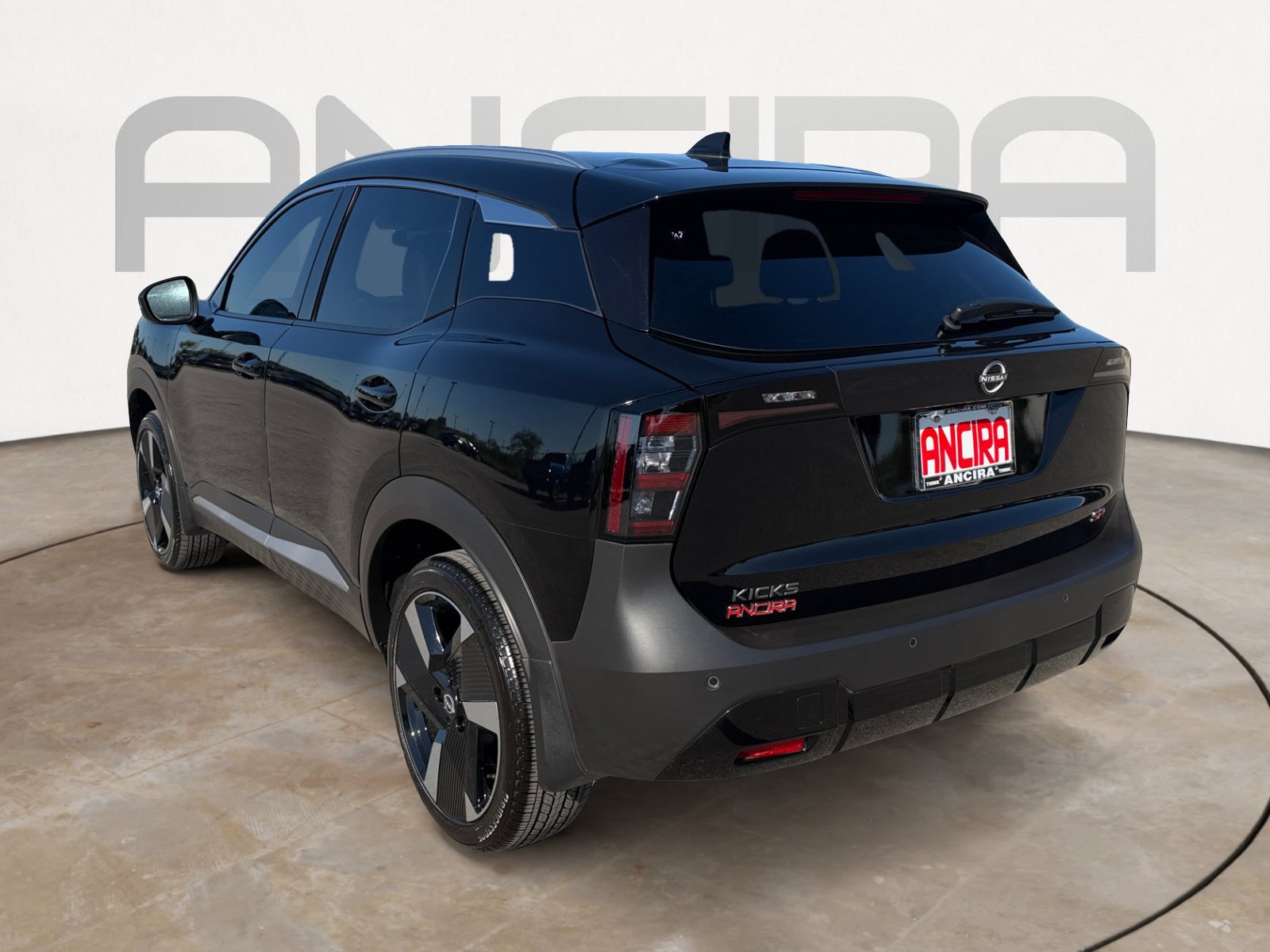 Used 2026 Nissan Kicks SR FWD image 8