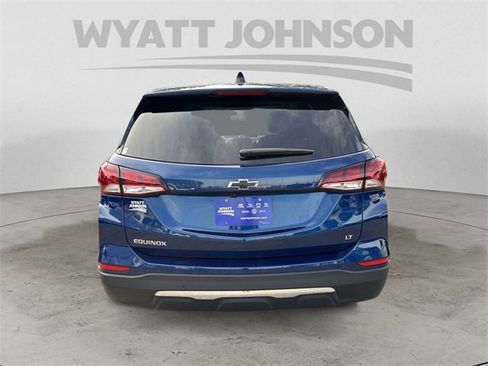 Used 2023 Chevrolet Equinox LT image 4
