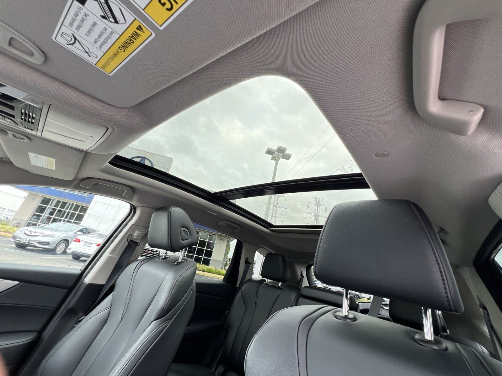 Used 2023 Acura MDX SH-AWD image 21