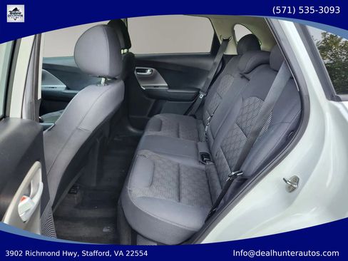Used 2018 Kia Niro LX FWD image 18