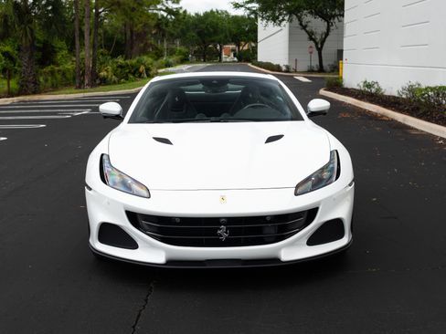 Used 2023 Ferrari Portofino M image 3