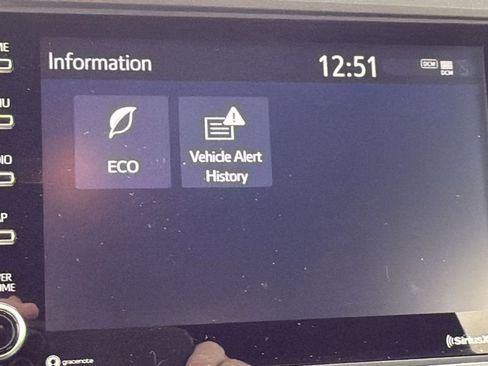 Certified 2022 Toyota Tacoma TRD Off-Road image 15