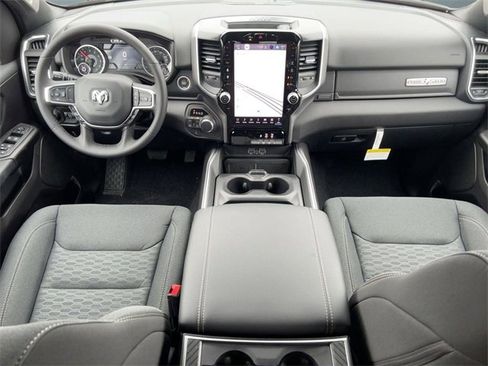 New 2026 RAM 1500 4x4 Crew Cab image 16