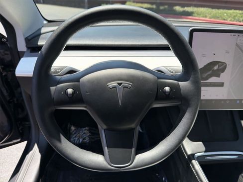 Used 2022 Tesla Model 3 RWD image 16