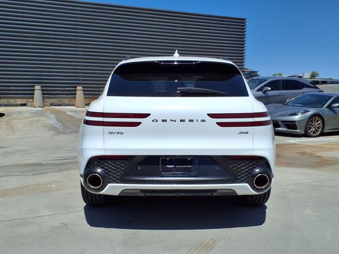 Certified 2023 Genesis GV70 2.5T w/ Sport Prestige Package AWD/4WD image 5