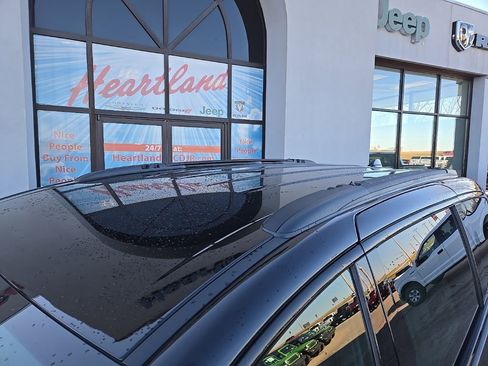 New 2026 Chrysler Pacifica Select w/ S Appearance Package image 17