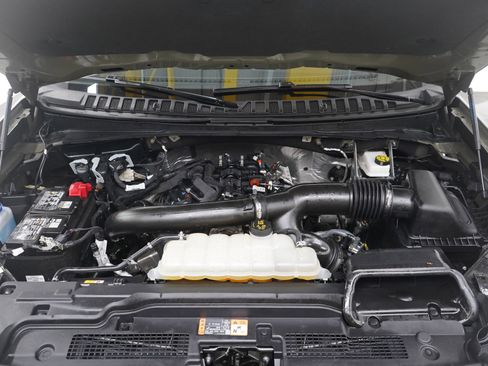 Used 2025 Ford Expedition Tremor image 37