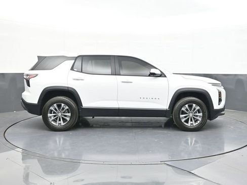 New 2026 Chevrolet Equinox LT w/ Safety and Technology Package FWD image 16
