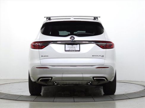 Used 2018 Buick Enclave Avenir image 6