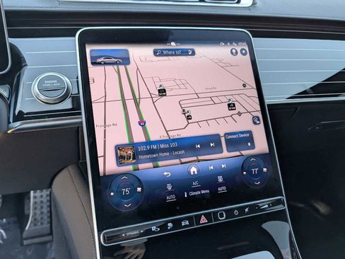 Used 2025 Mercedes-Benz S 580e 4MATIC Sedan image 12