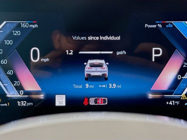 Used 2026 BMW X2 xDrive28i AWD/4WD image 12