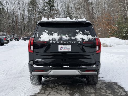 New 2025 Ford Expedition Platinum w/ Platinum Ultimate Package image 9