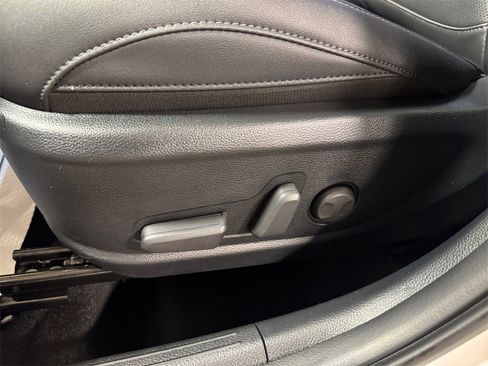 Used 2024 Kia Seltos EX image 13