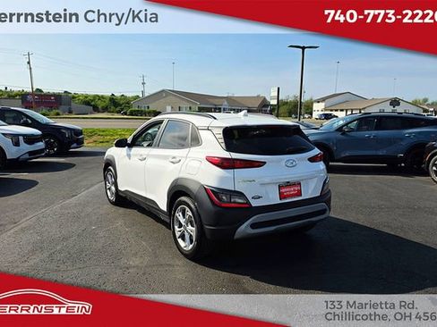 Used 2023 Hyundai Kona SEL w/ Convenience Package FWD image 5