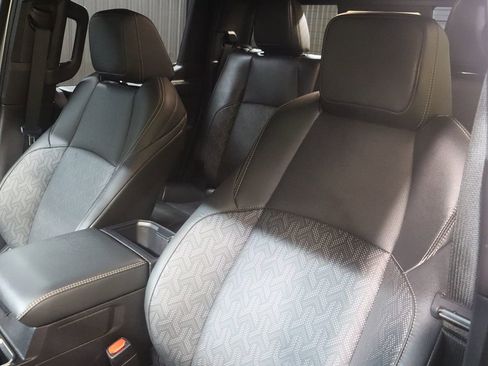 Used 2024 Toyota Tacoma Limited w/ Limited Package (LT) image 41