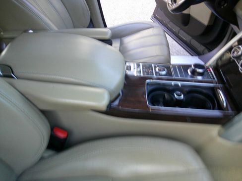 Used 2014 Land Rover Range Rover HSE AWD/4WD image 47