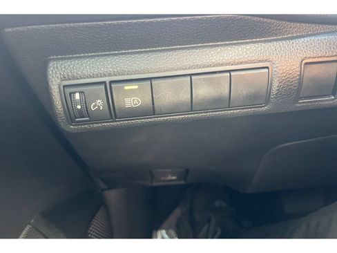 Used 2023 Toyota Corolla LE FWD image 37
