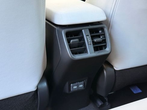 Certified 2024 Lexus UX 250h FWD image 20