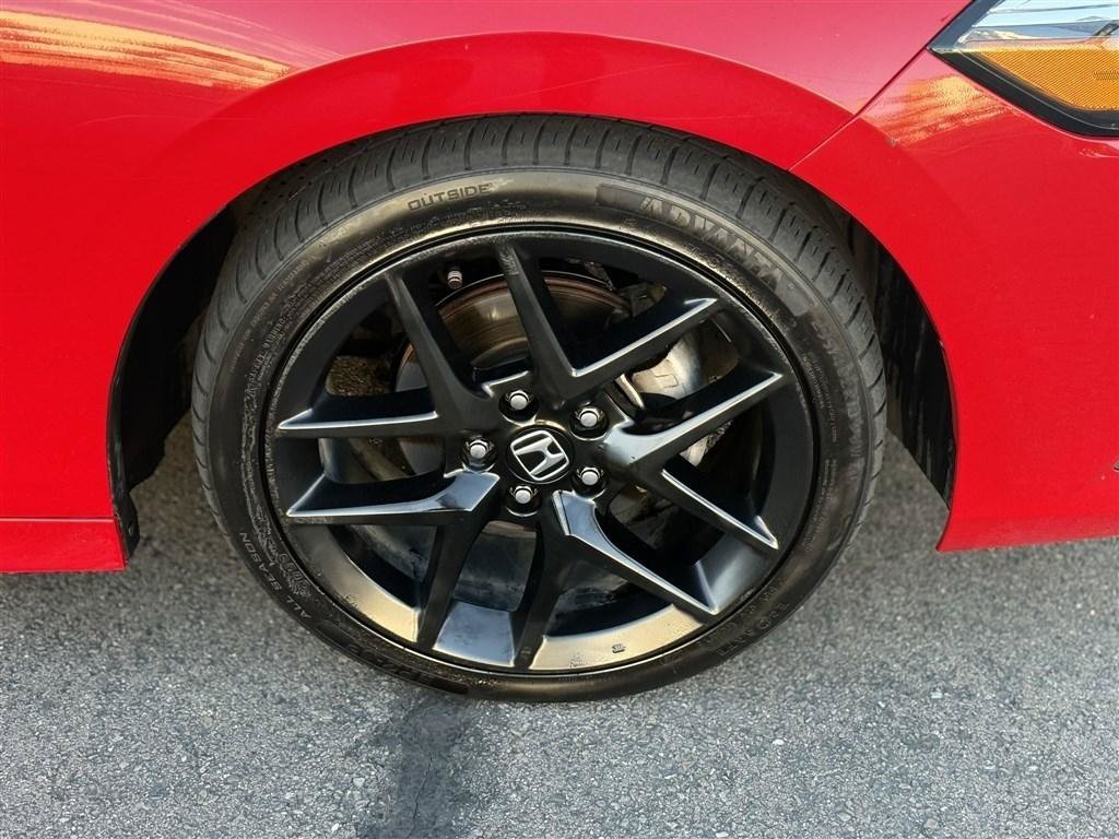 Used 2022 Honda Civic Sport image 9