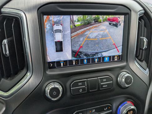 Used 2020 GMC Sierra 3500 Denali w/ Technology Package AWD/4WD image 29