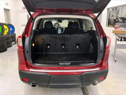 Used 2024 Subaru Ascent Limited w/ Technology Package image 36