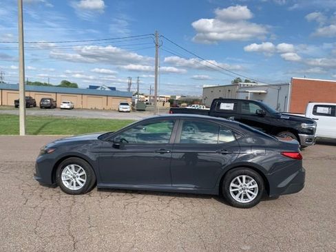 Used 2026 Toyota Camry LE FWD image 4