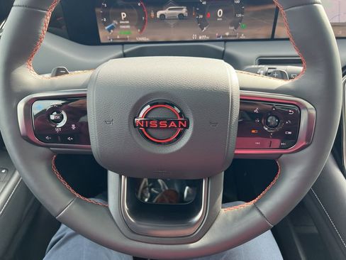 Used 2025 Nissan Armada PRO-4X w/ Pro-4X Premium Package image 31