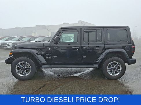 Used 2021 Jeep Wrangler Unlimited Sahara image 4