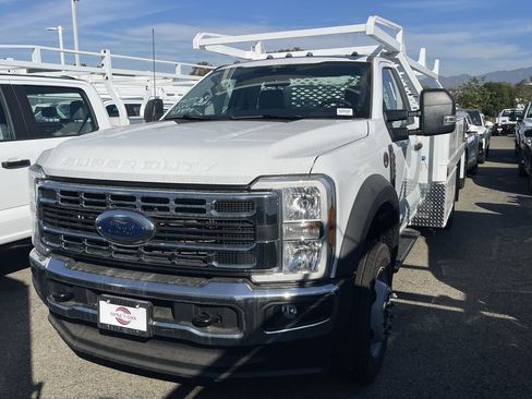 New 2025 Ford F550 2WD Regular Cab Super Duty image 3