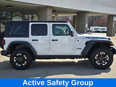 Used 2025 Jeep Wrangler Unlimited Rubicon 4xe w/ Safety Group AWD/4WD image 3
