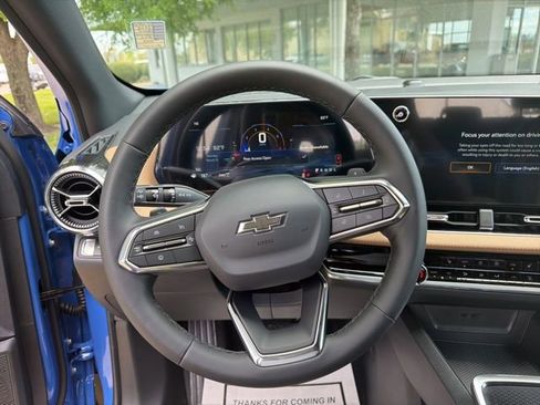 New 2026 Chevrolet Equinox ACTIV AWD/4WD image 13