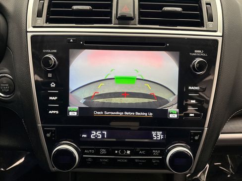 Used 2019 Subaru Outback 2.5i Limited w/ Popular Package #2 image 16