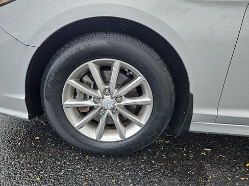 Used 2018 Hyundai Sonata SE image 11