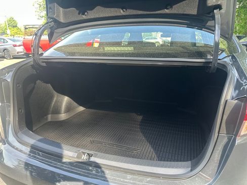 Used 2026 Toyota Corolla LE FWD image 18