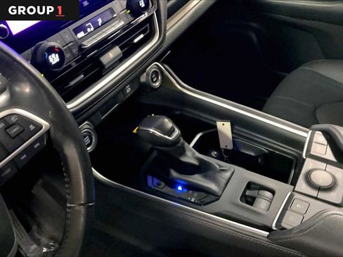 Certified 2024 Toyota Grand Highlander AWD image 17