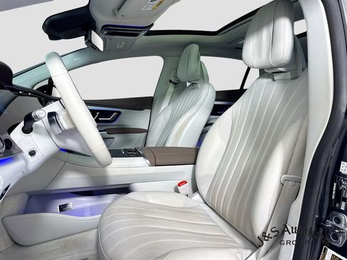 Used 2023 Mercedes-Benz EQS 580 4MATIC Sedan image 11