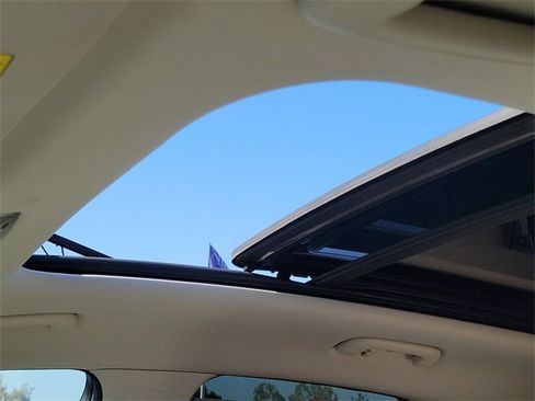 Used 2022 Genesis GV70 2.5T w/ Select Package image 15