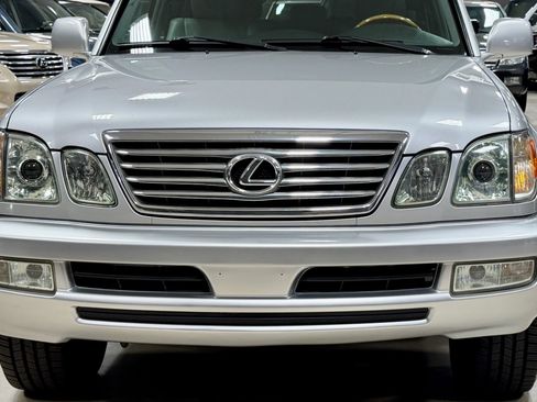Used 2007 Lexus LX 470 4WD image 3
