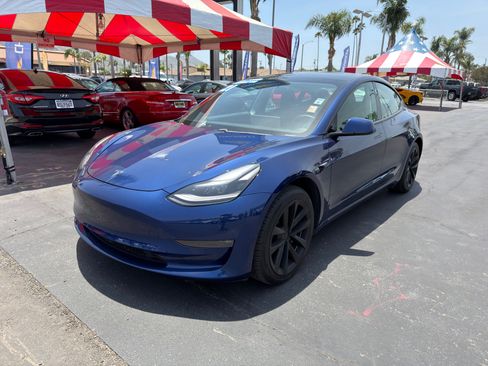 Used 2021 Tesla Model 3 Long Range AWD/4WD image 4