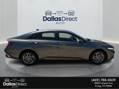 Used 2026 Hyundai Elantra Hybrid FWD image 5