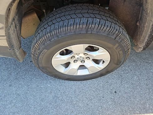 Used 2022 RAM 1500 Big Horn image 11