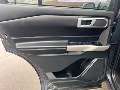 Used 2023 Ford Explorer XLT w/ Equipment Group 202A image 17