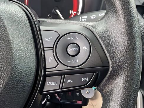 Certified 2025 Toyota RAV4 LE image 18