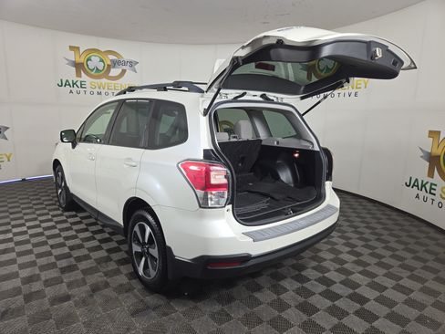 Used 2018 Subaru Forester 2.5i Premium AWD/4WD image 31
