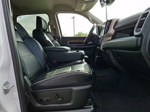 Used 2024 RAM 2500 Laramie AWD/4WD image 13